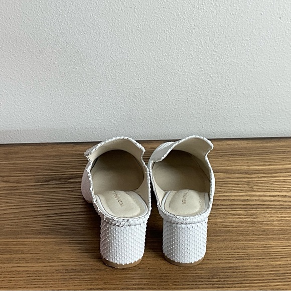 Intentionally Blank White Reptile Leather Mule, New in Box - Picture 5 of 8